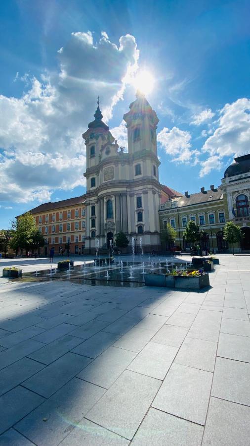 Sweet Central Apartment ,In The City Center Eger Luaran gambar
